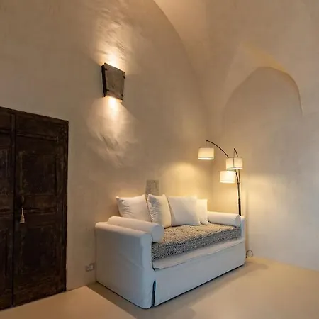 Alma Domus Ancient House Recently Opened Apartman *